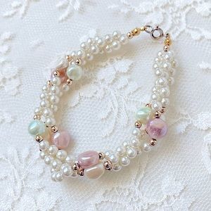 COPY - Pearl bracelet pastel green pink 80s 90s twisted bracelet